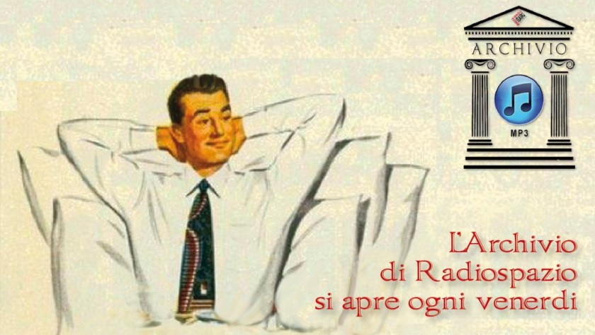 pubblicità uomo con archivio alto