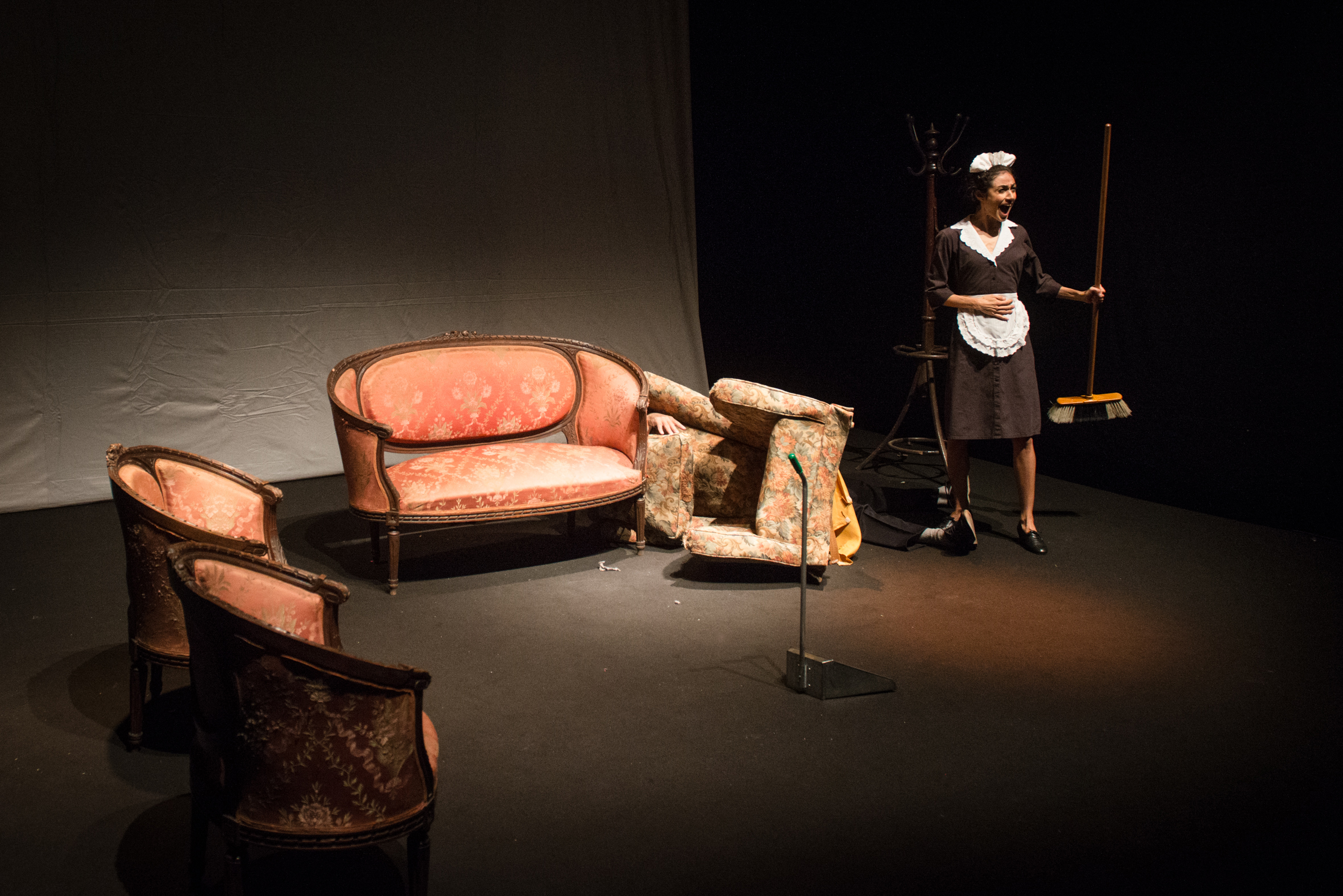 rosa scopre il cadavere